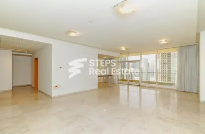 Empty Room image for: Apartment - 3 Bedrooms - 4 Bathrooms for rent in Al Shatt Street - West Bay - Doha, Image 1