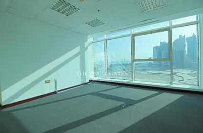 مساحات مكتبية - استوديو للايجار في شارع مركز المؤتمرات - الخليج الغربي - الدوحة