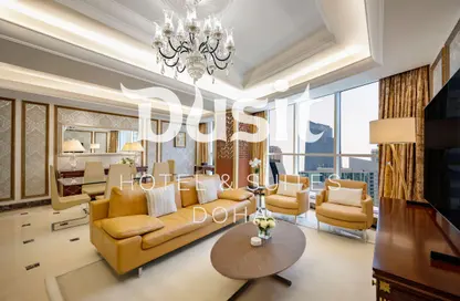 شقة - 2 غرف نوم - 3 حمامات للايجار في فندق دوسيت اند سويتس الدوحة - شارع الدبلوماسي - الخليج الغربي - الدوحة