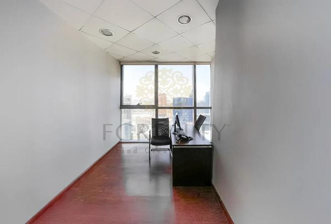 944421 - Property Image 2