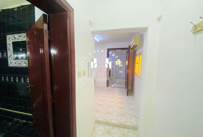 975568 - Property Image 2