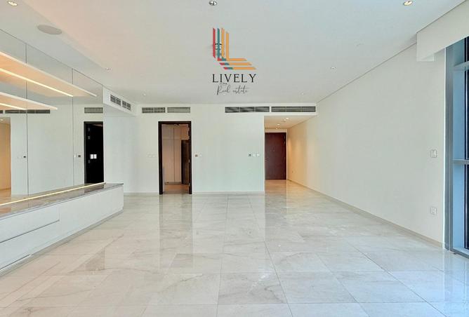 978040 - Property Image 2