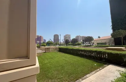 شقة - 3 غرف نوم - 4 حمامات للايجار في ابراج باي - منطقة الأبراج - جزيرة اللؤلؤة - الدوحة
