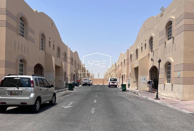 911691 - Property Image 3