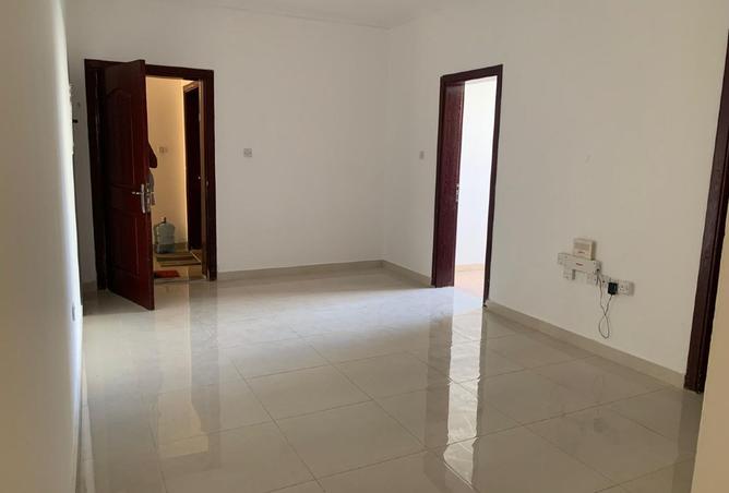 957871 - Property Image 2