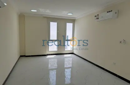 Apartment - 2 Bedrooms - 2 Bathrooms for rent in Barwa City - Mesaimeer - Doha