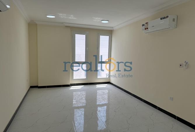 997052 - Property Main Image