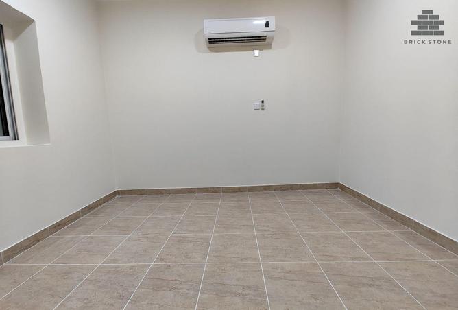 946509 - Property Image 3
