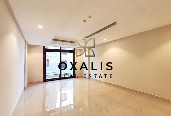 999637 - Property Image 2