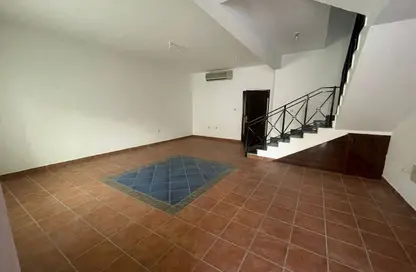 Villa - 3 Bedrooms - 3 Bathrooms for rent in Old Airport Road - Old Airport Road - Doha