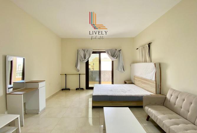 993718 - Property Image 2