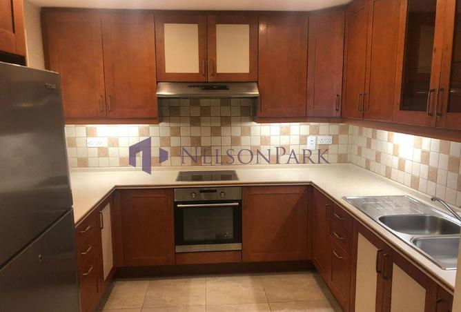 985356 - Property Image 2