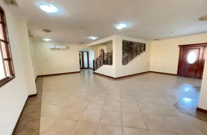 Empty Room image for: Compound - 4 Bedrooms - 4 Bathrooms for rent in Al Waab - Doha, Image 1