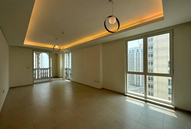 956577 - Property Image 3