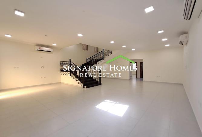 935227 - Property Image 2