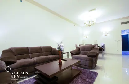 Apartment - 2 Bedrooms - 3 Bathrooms for rent in Al Sadd Road - Al Sadd - Doha