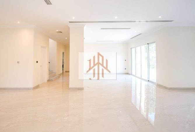 967314 - Property Image 3