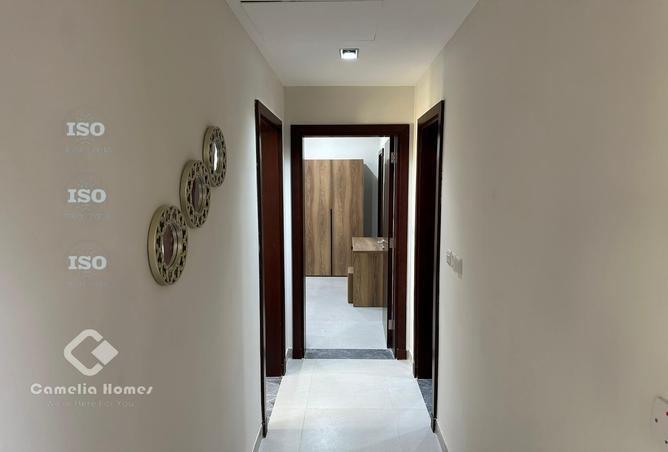 989529 - Property Image 2