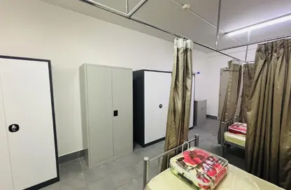 Labor Camp - Studio - 3 Bathrooms for rent in Jerry Al Samur - Birkat Al Awamer - Al Wakra