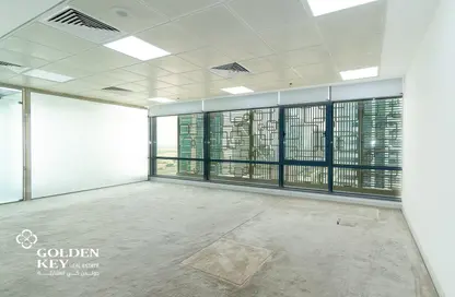 Office Space - Studio - 1 Bathroom for rent in Marina Residences 195 - Marina District - Lusail