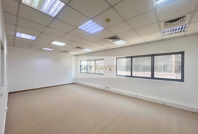 988288 - Property Image 3