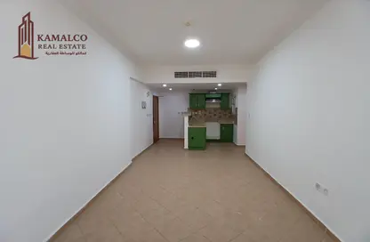 Apartment - 1 Bedroom - 1 Bathroom for rent in Old Salata - Salata - Doha