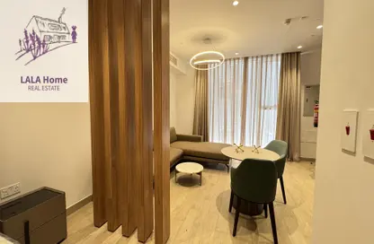 Apartment - Studio - 1 Bathroom for rent in Ramada Commercial Building - Al Rawabi Street - Al Muntazah - Doha