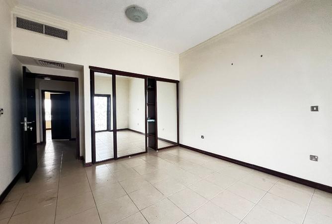 995854 - Property Image 3