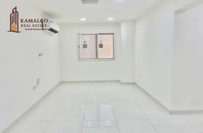 شقة - 2 غرف نوم - 2 حمامات للايجار في شارع نجمه - نجمة - الدوحة