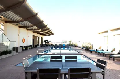 Apartment - 2 Bedrooms - 2 Bathrooms for rent in Al Sadd Road - Al Sadd - Doha