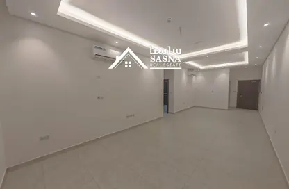 Apartment - 2 Bedrooms - 3 Bathrooms for rent in Al Aziziyah - Al Aziziyah - Doha