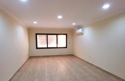 Apartment - 3 Bedrooms - 4 Bathrooms for rent in Al Sadd Road - Al Sadd - Doha