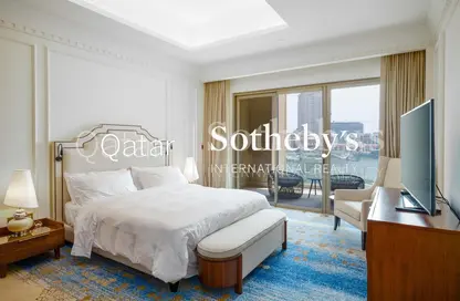 شقة - غرفة نوم - 2 حمامات للبيع في The St. Regis Marsa Arabia Island - Marsa Arabia - جزيرة اللؤلؤة - الدوحة