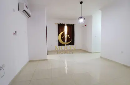 Apartment - 2 Bedrooms - 2 Bathrooms for rent in Al Muntazah Street - Al Muntazah - Doha