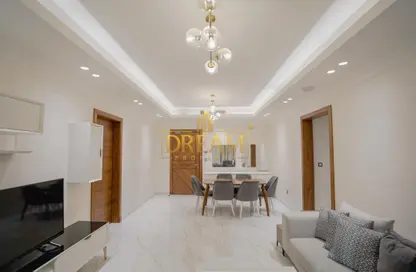 Apartment - 2 Bedrooms - 3 Bathrooms for rent in Giardino Villas - The Pearl Island - Doha