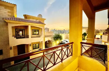 فيلا - 3 غرف نوم - 4 حمامات للايجار في شارع النعيجة - النعيجة - الدوحة