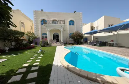 Villa - 6 Bedrooms - 5 Bathrooms for sale in Mamoura 18 - Al Maamoura - Doha