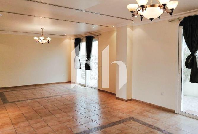 1007674 - Property Image 2