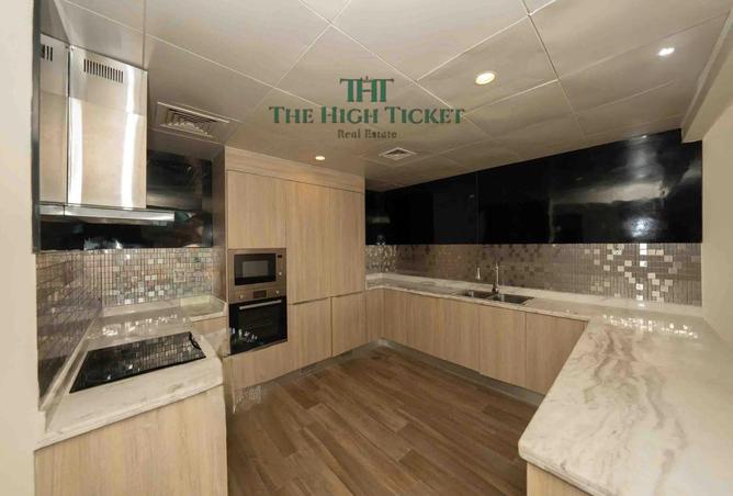 949337 - Property Image 2