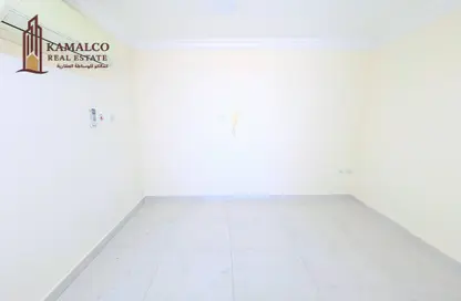 Apartment - 2 Bedrooms - 1 Bathroom for rent in Muntazah 7 - Al Muntazah - Doha