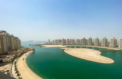 Apartment - 2 Bedrooms - 3 Bathrooms for rent in Viva East - Viva Bahriyah - The Pearl Island - Doha