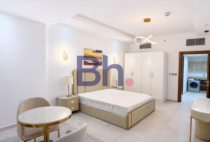 994061 - Property Image 2