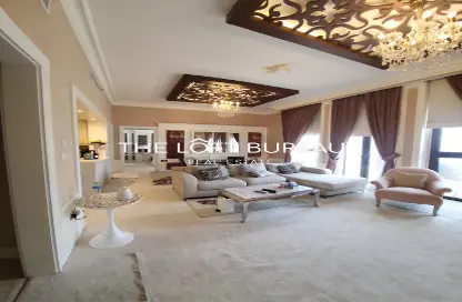 صورة لـ غرفة المعيشة شقة - 2 غرف نوم - 3 حمامات للايجار في ميركاتو - قناة كوارتييه - جزيرة اللؤلؤة - الدوحة ، صورة رقم 1
