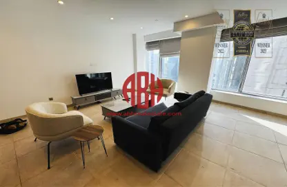 Apartment - 2 Bedrooms - 3 Bathrooms for rent in Fraser Suites - Corniche Road - Doha