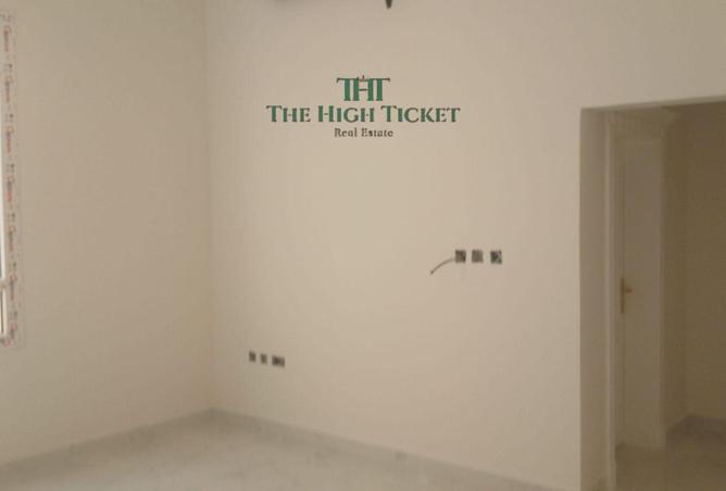 946900 - Property Image 2