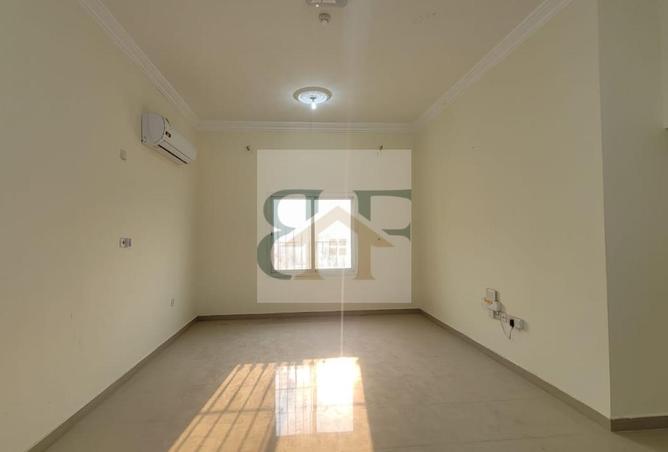 953226 - Property Main Image