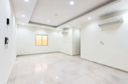 Apartment - 3 Bedrooms - 3 Bathrooms for rent in Al Nasr Street - Al Nasr - Doha