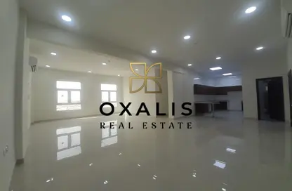 Apartment - 3 Bedrooms - 3 Bathrooms for rent in West Walk - Al Waab - Doha