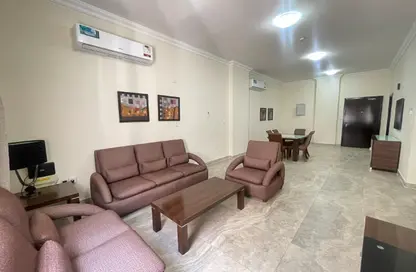 Apartment - 2 Bedrooms - 2 Bathrooms for rent in Central Inn Al Sadd - Al Sadd - Doha