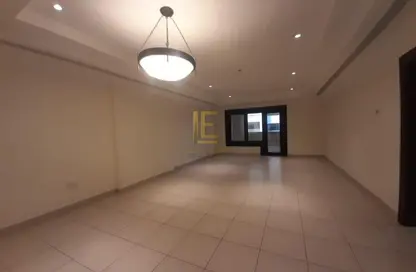 Apartment - 1 Bedroom - 2 Bathrooms for rent in East Porto Drive - Porto Arabia - The Pearl Island - Doha